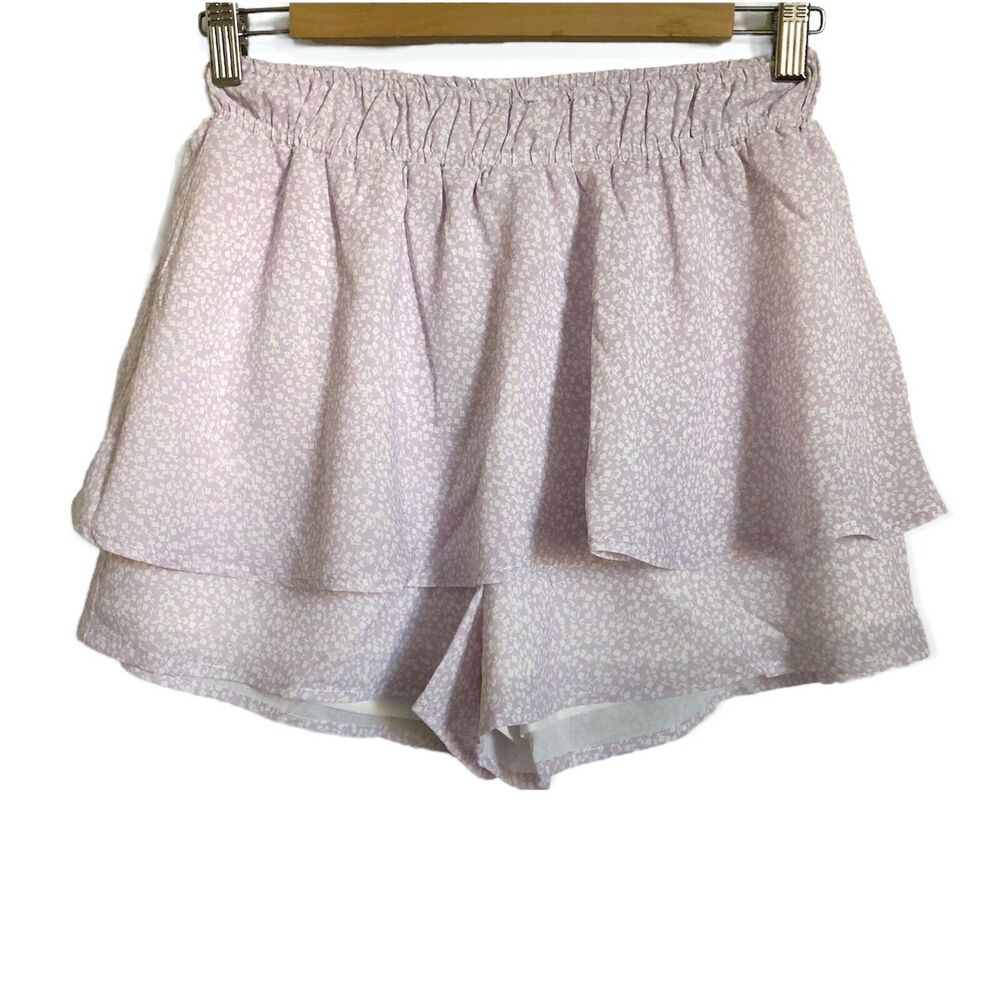 Le Lis NWT Womens Lilac Floral Skorts Shorts Tiered Sz S Elastic Waist Pull On